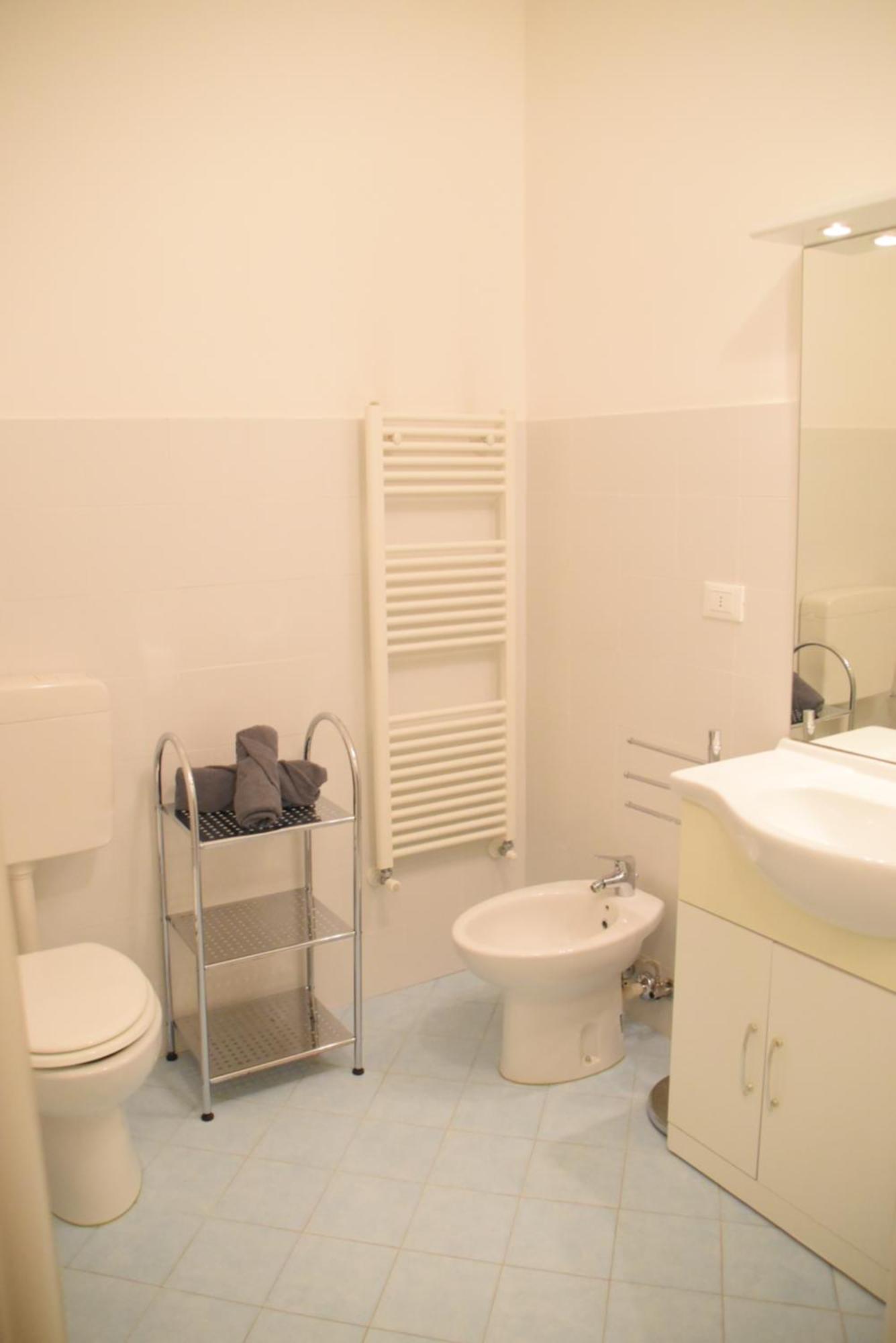 Loft With Private Parking Apartment Trieste Luaran gambar