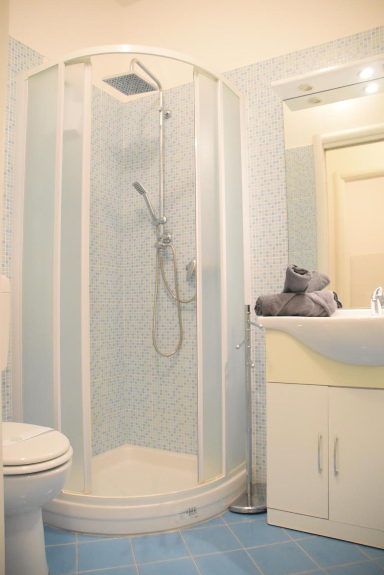Loft With Private Parking Apartment Trieste Luaran gambar
