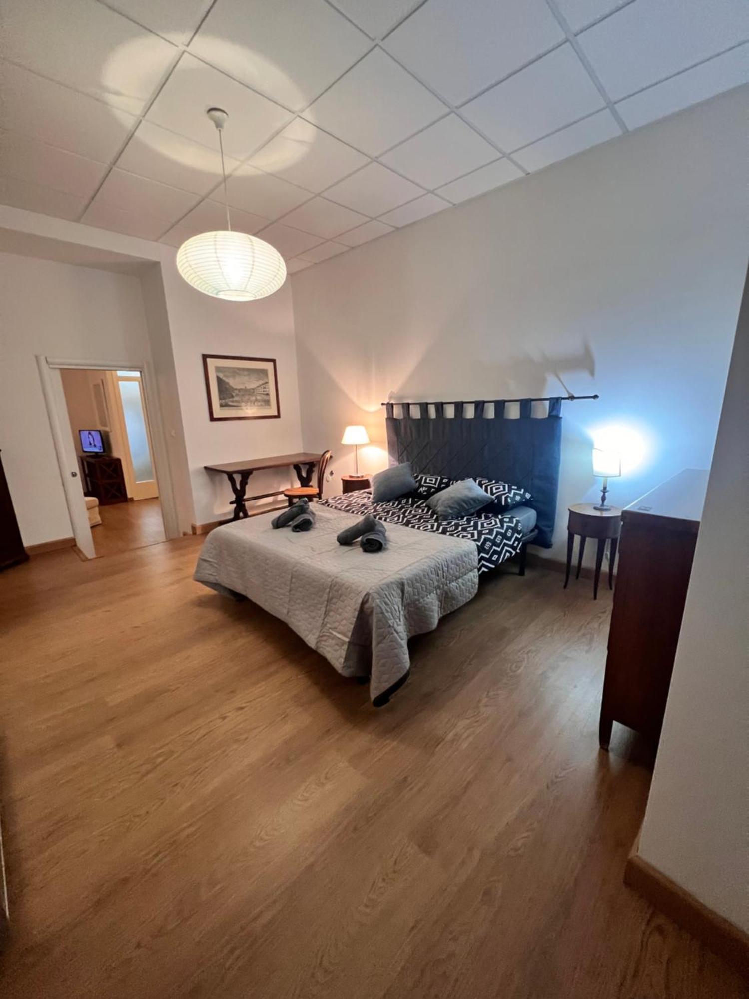 Loft With Private Parking Apartment Trieste Luaran gambar