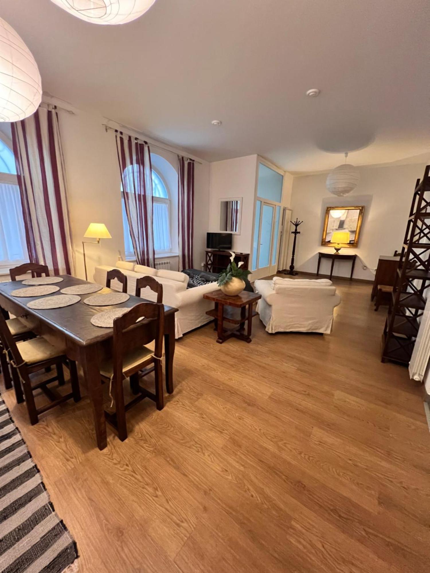 Loft With Private Parking Apartment Trieste Luaran gambar